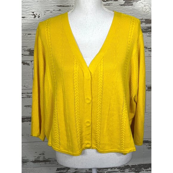 CABI Sunny Sweater Snap Front Yellow Sz S #5637 NWOT - Picture 2 of 5